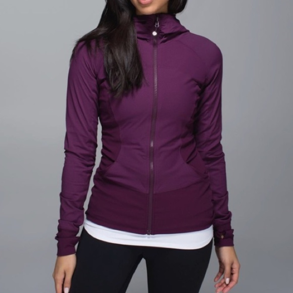 Lululemon Burgundy Reversible Jacket Size 8